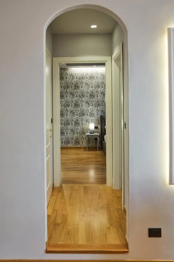 Il Giglio Incantato Apartment Florence Italy